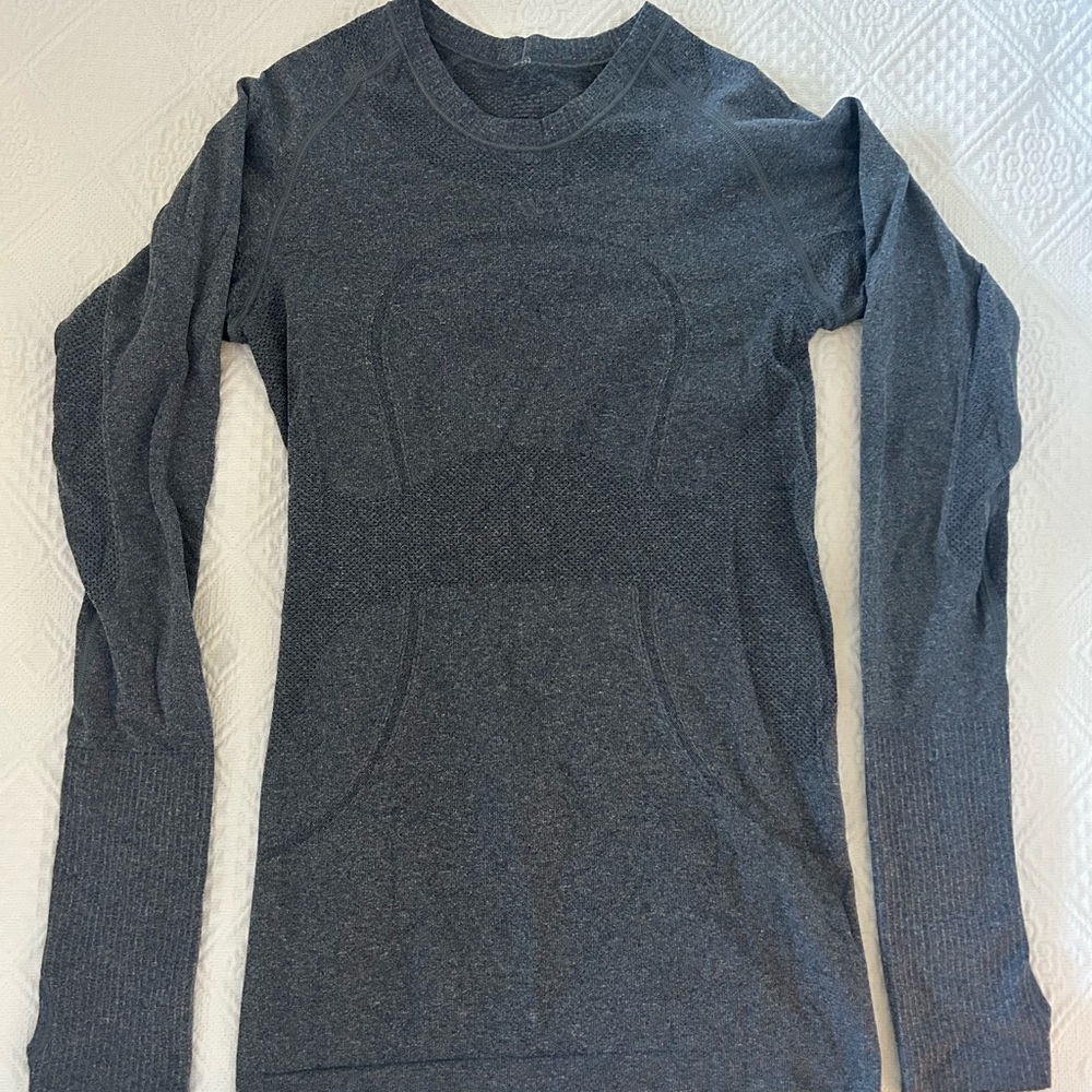 Lululemon Swiftly Tech Long Sleeve Crew